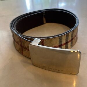 Burberry belt